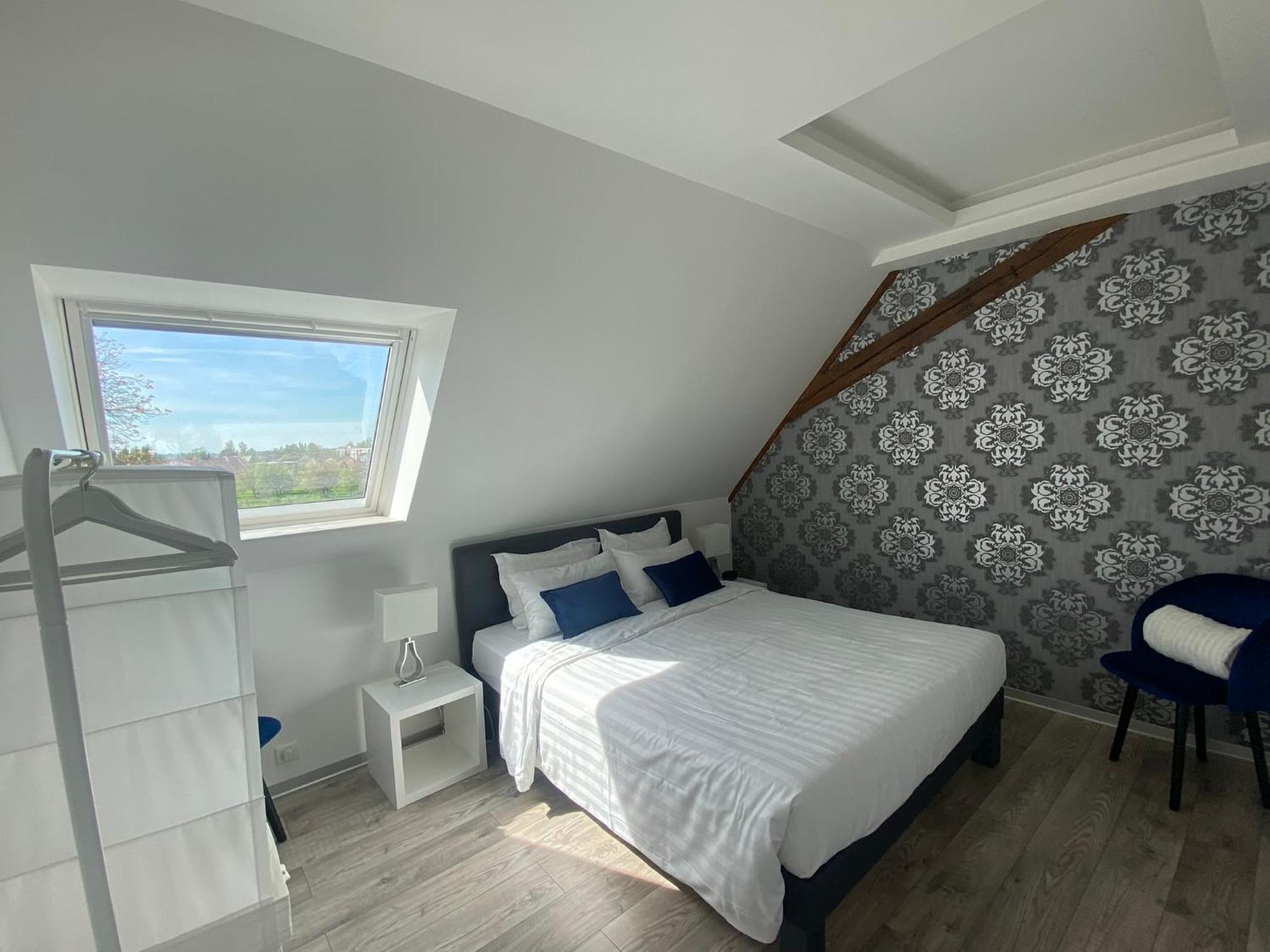 Les Rives Des Habsbourg Aparthotel Ensisheim Luaran gambar
